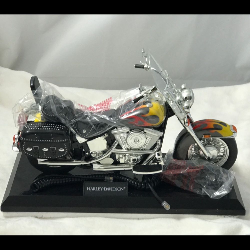 Harley Davidson New In Box Telephone/off, mute key
